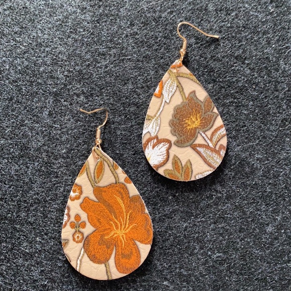 Double sided soft earrings - Picture 2 of 10